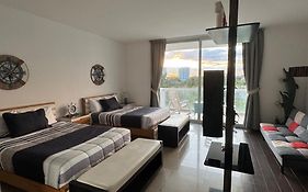 The Suite Playa Blanca